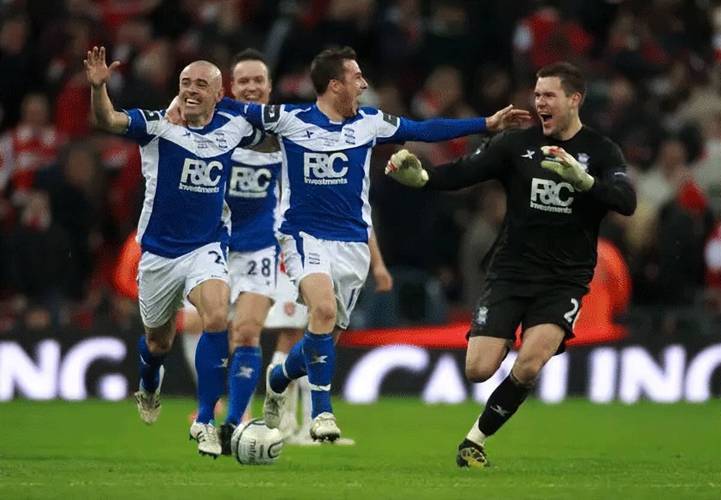 雷速体育下载-南安普顿主场大胜，豪取三分