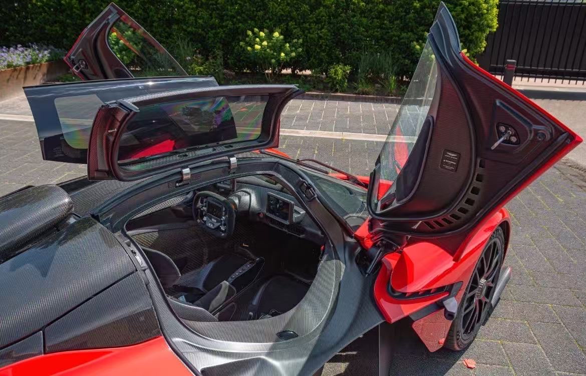 法拉利横扫阿斯顿马丁,皮亚斯特里高光表现 法拉利横扫阿斯顿马丁,皮亚斯特里高光表现