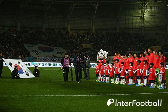 韩国队轻取奥地利队，梁靖崑带队取胜