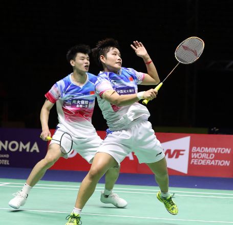 雷速APP-泰国队绝杀印尼队，黄鸭组合刷新纪录