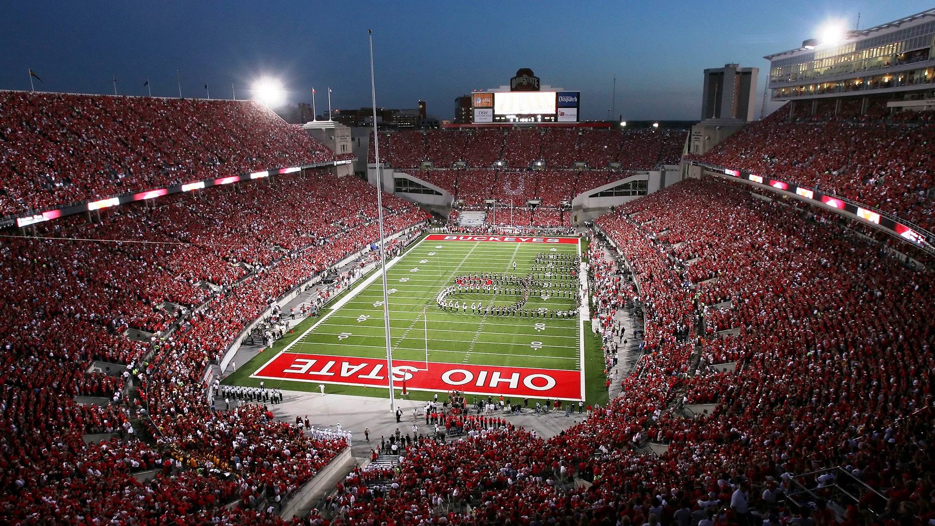 绿茵场与乒乓台的双重奏，法国队轻取英格兰，林高远高光时刻映照竞技之美